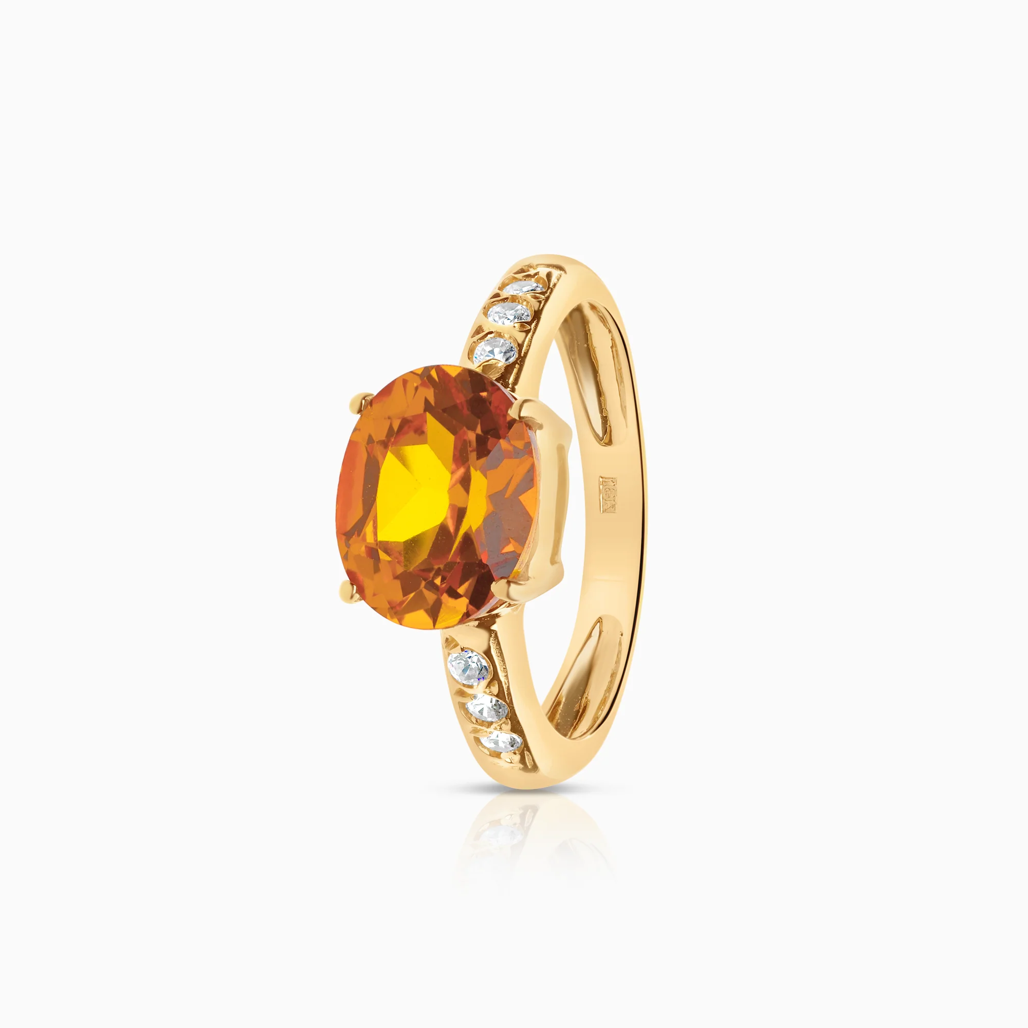 Side-stone ring synthetic orange sapphire and cubic zirconia 4.23g 18K gold