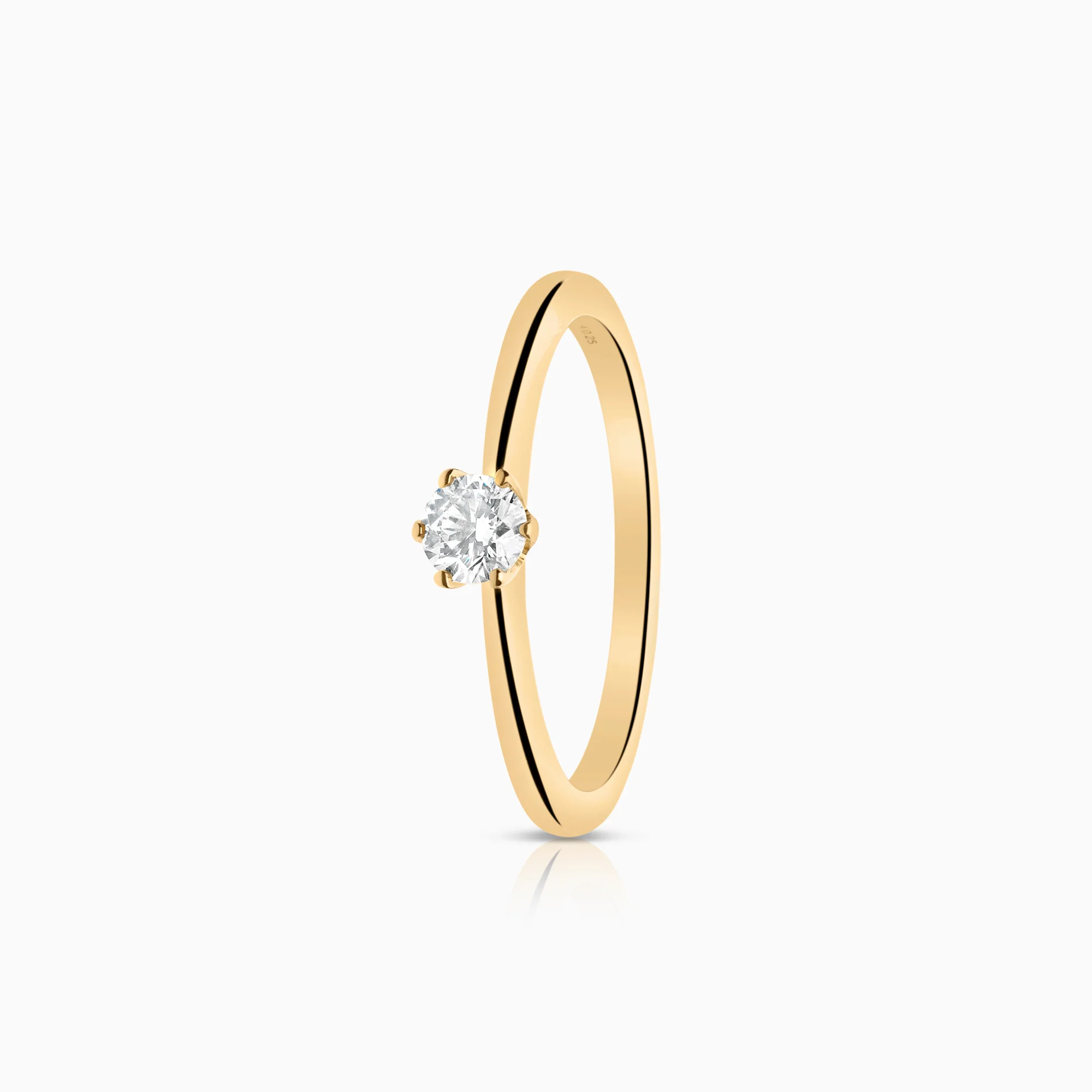 Solitaire diamond ring 0.25ct 18K gold