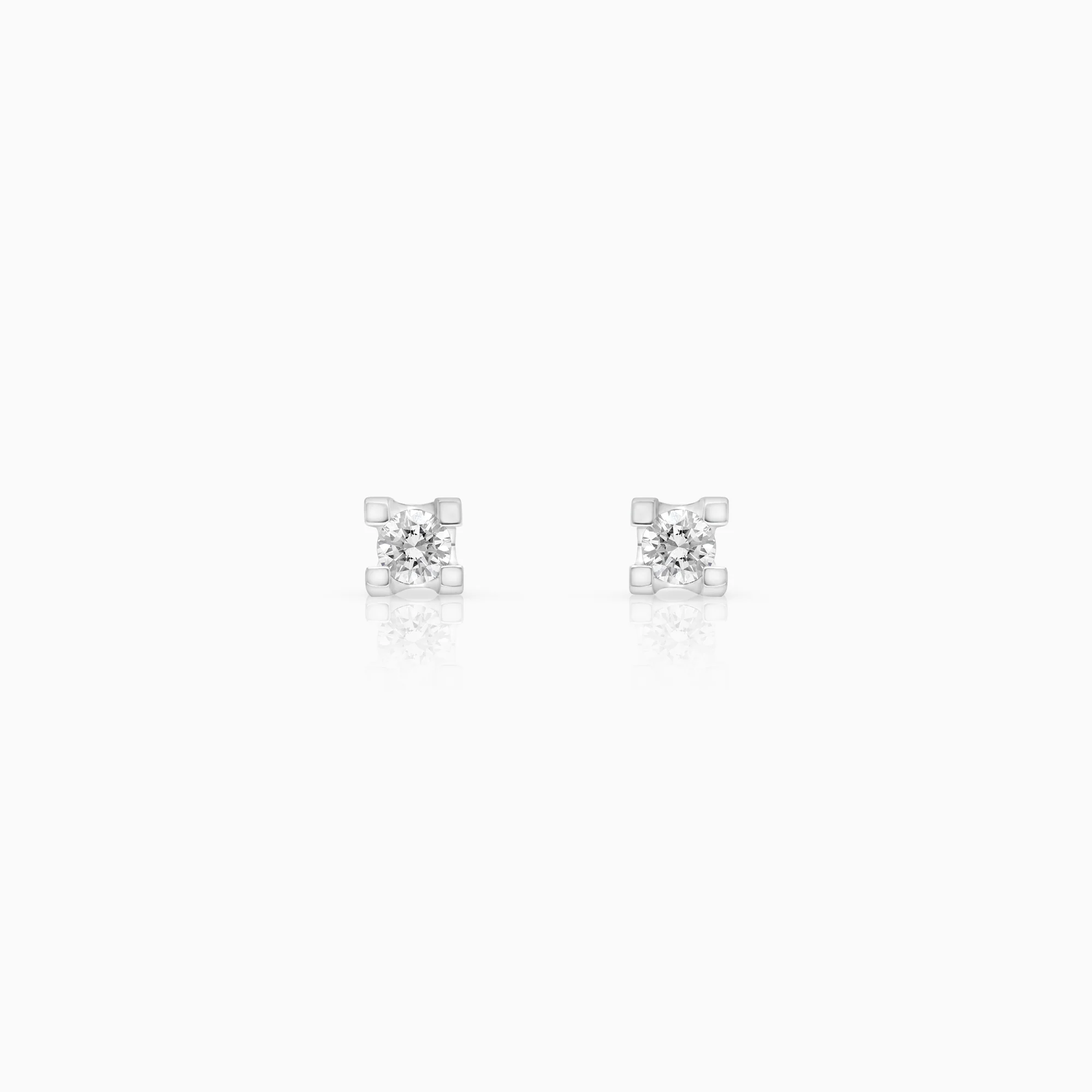 Solitaire earring 0.30 ct 14K gold