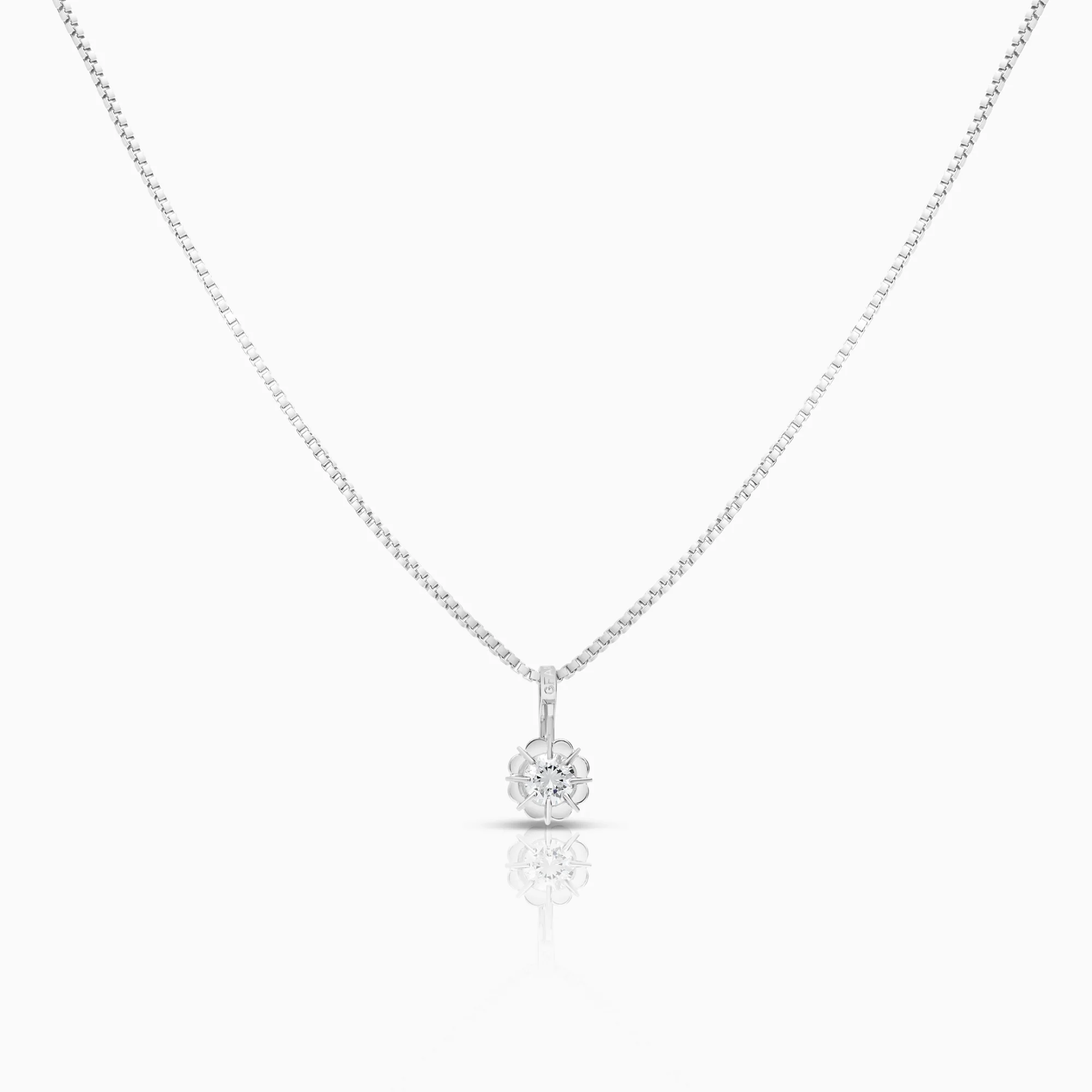 Necklace with solitaire pendant 0.22ct 18K white gold
