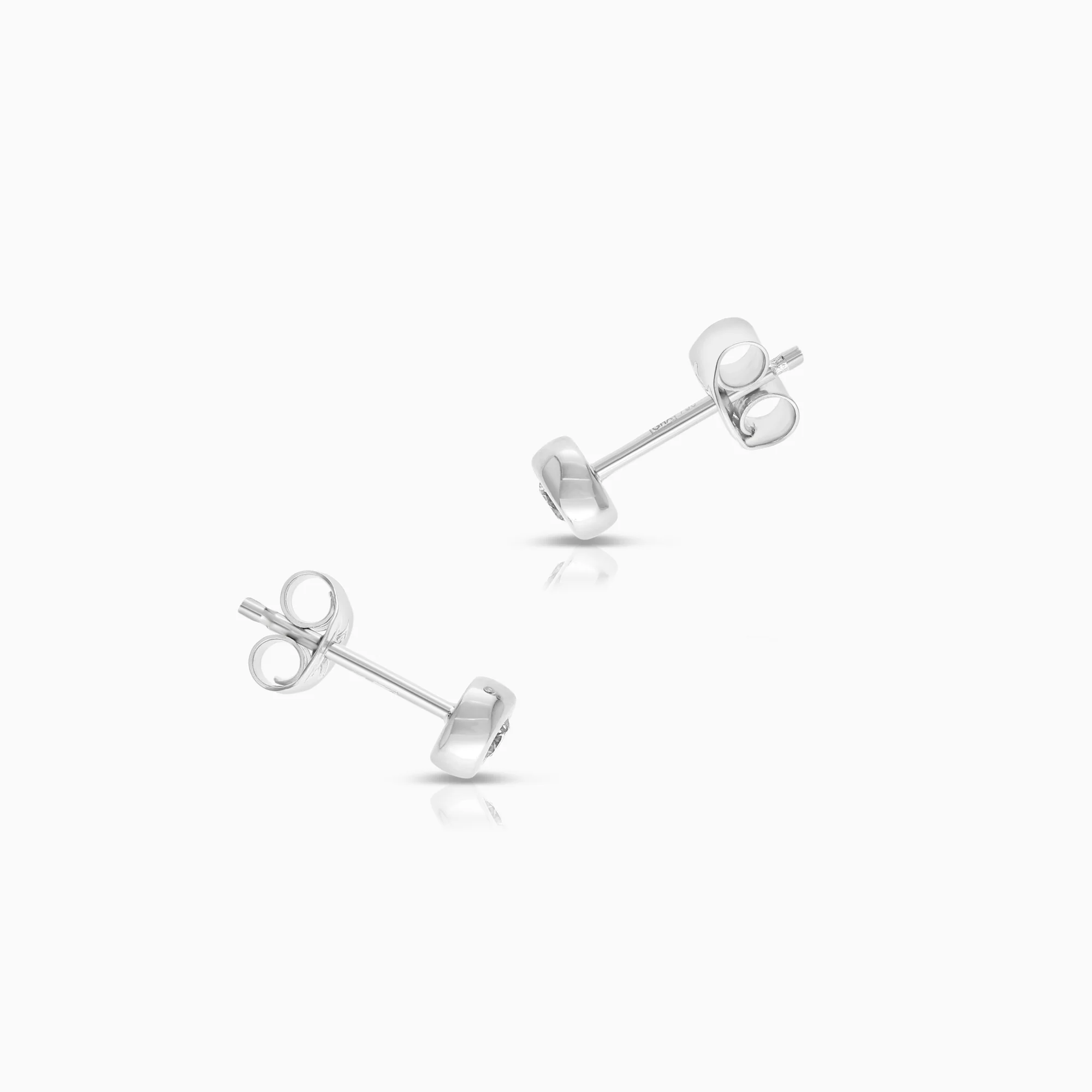 Solitaire earrings 0.10ct 18K white gold - Image 2