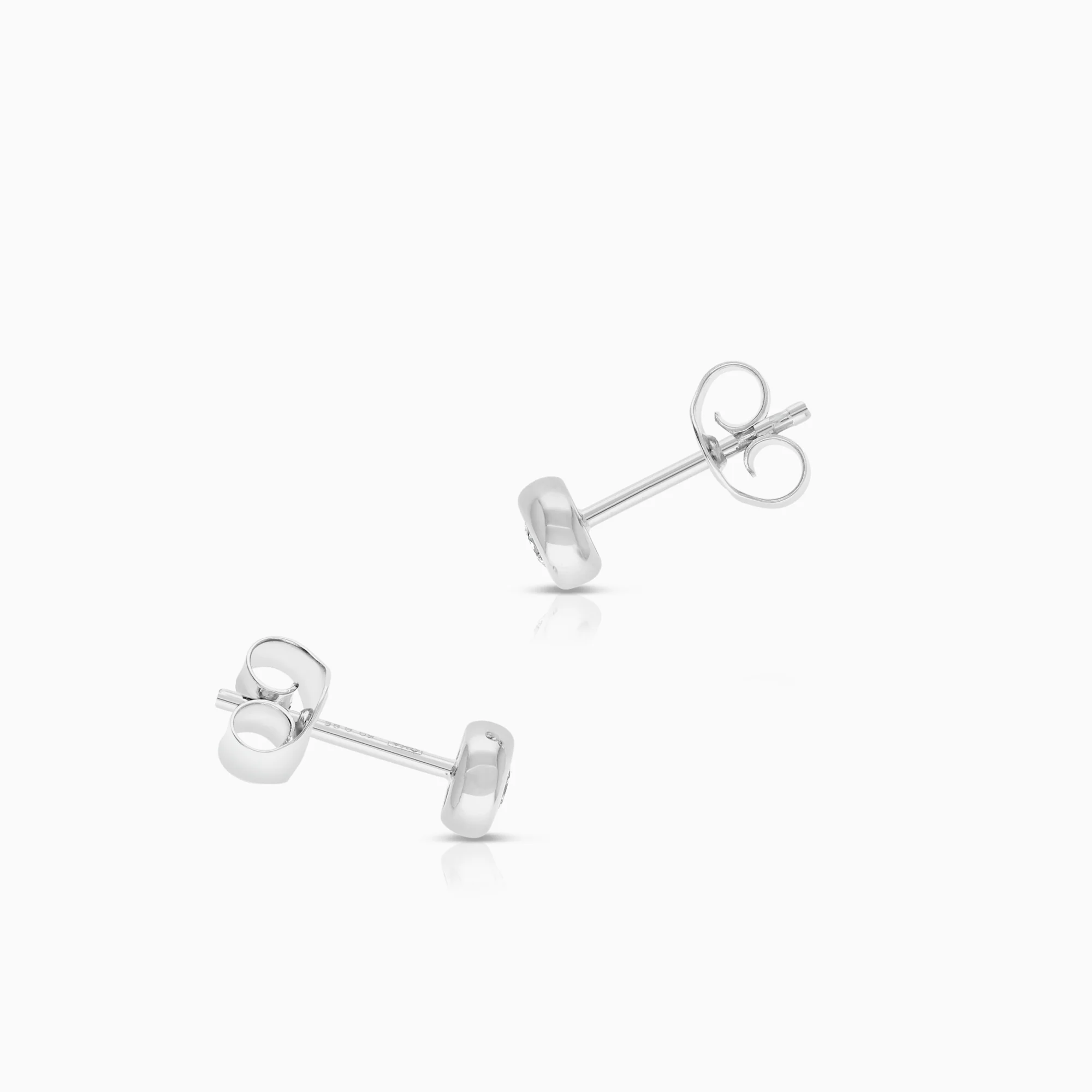 Solitaire earrings 0.10ct 18K white gold - Image 2