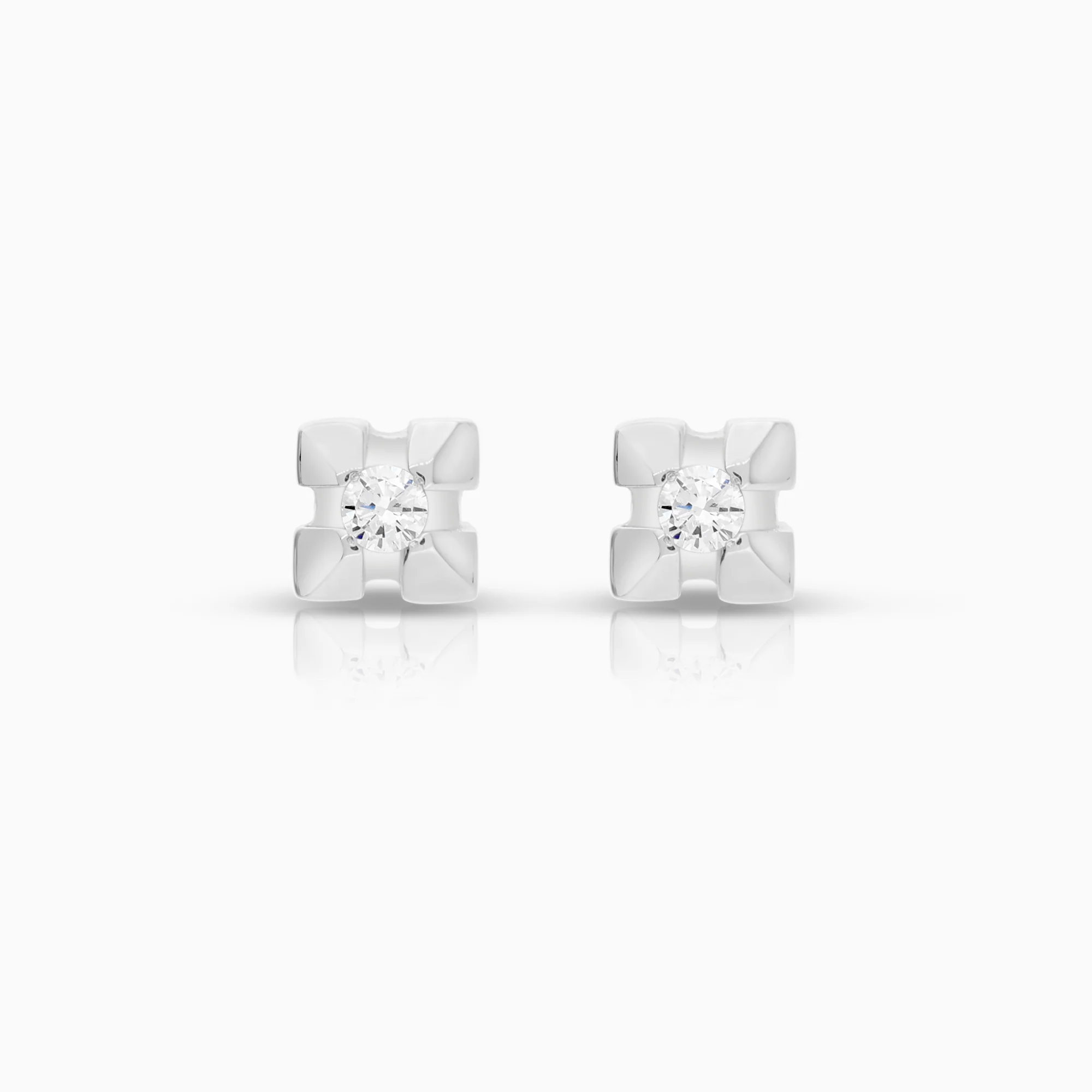 Solitaire earrings 0.08ct 18K white gold