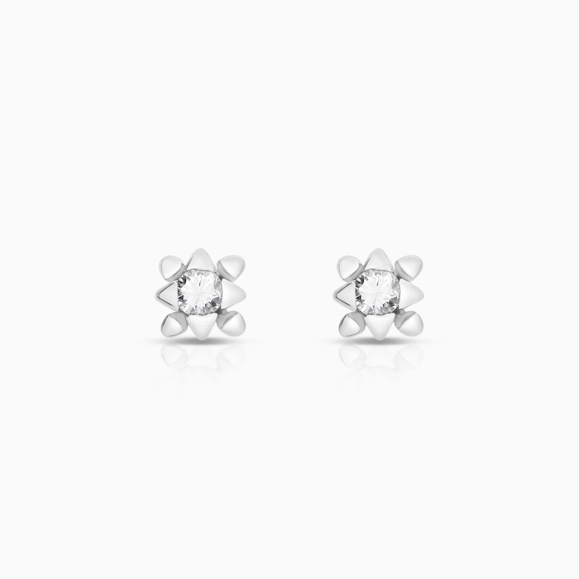 Solitaire earrings 0.20ct 18K white gold