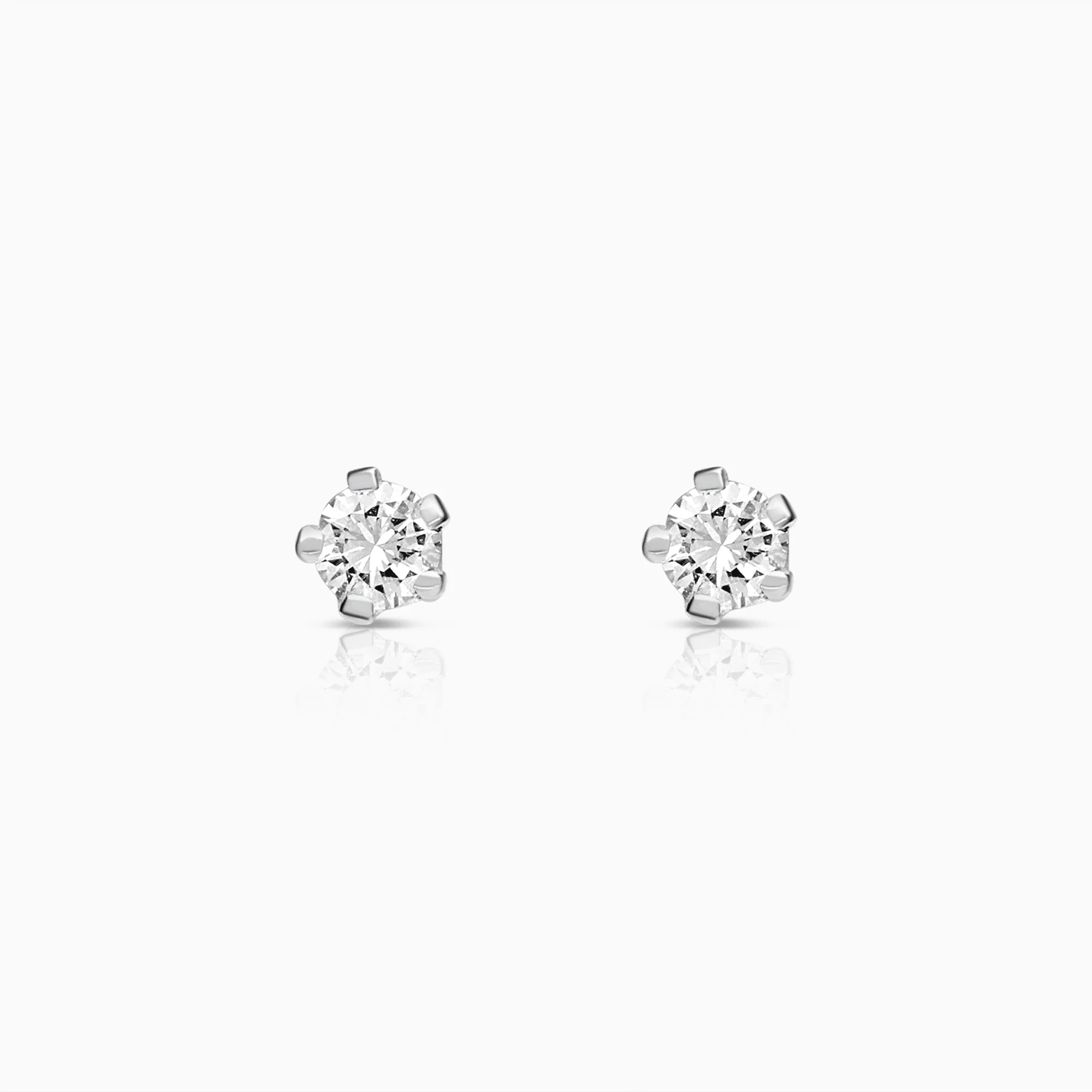 Solitaire earrings 0.10ct 18K white gold