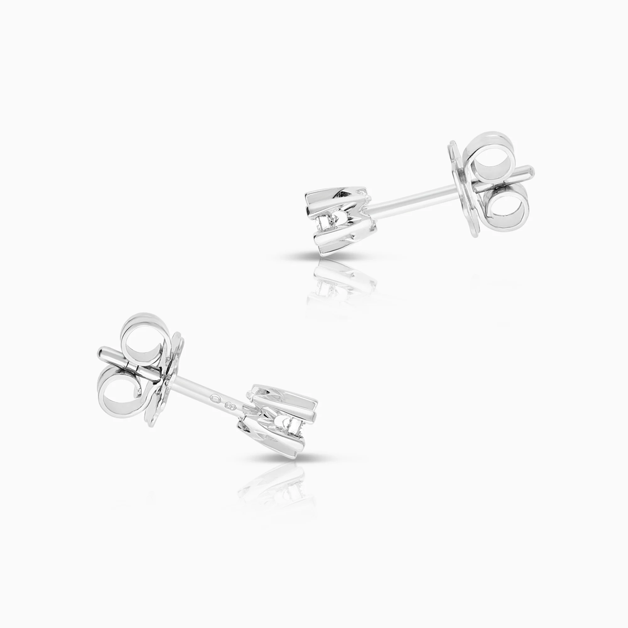 Solitaire diamond earrings 0.08ct 18K white gold - Image 2