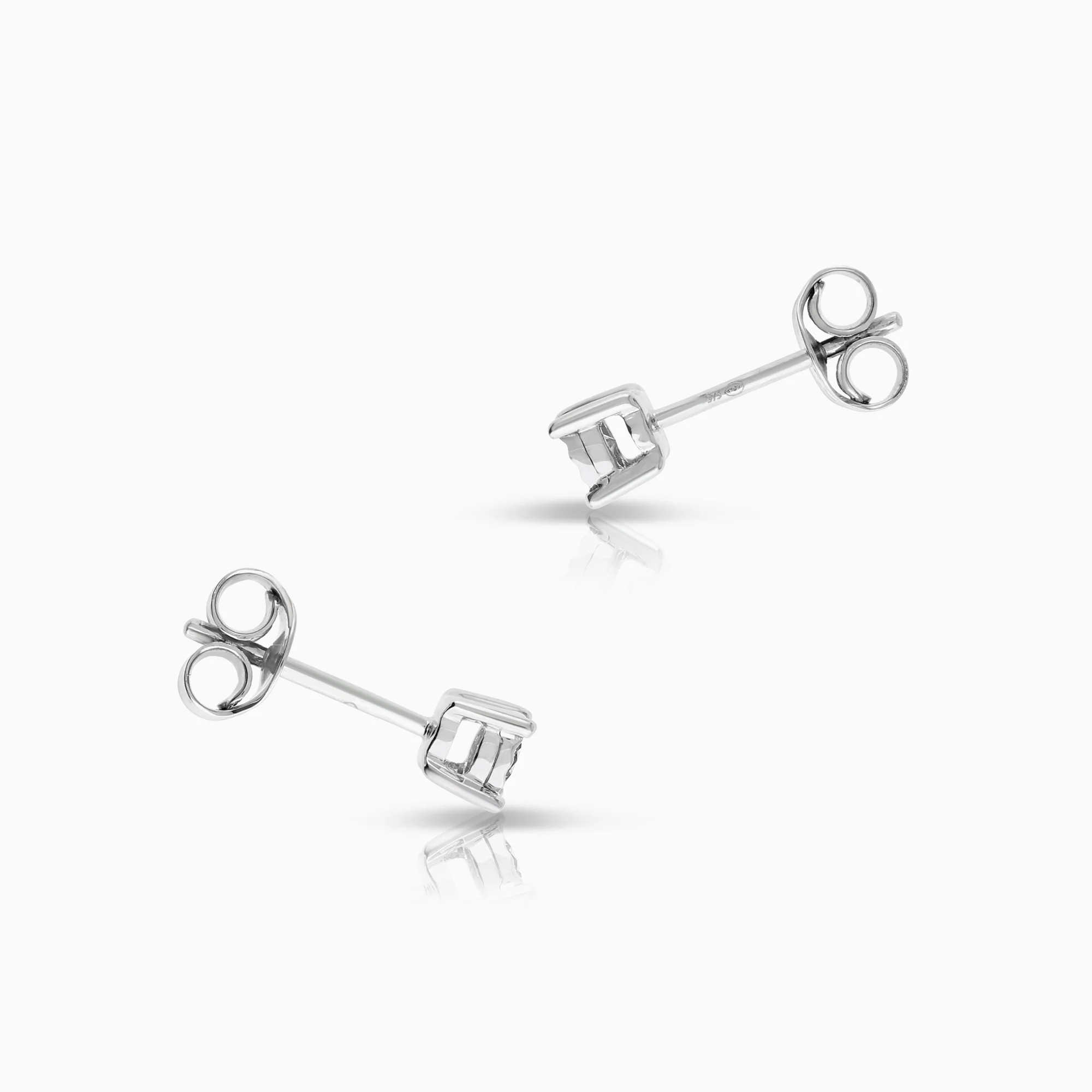 Solitaire earrings diamonds 0.10ct 9K white gold - Image 2