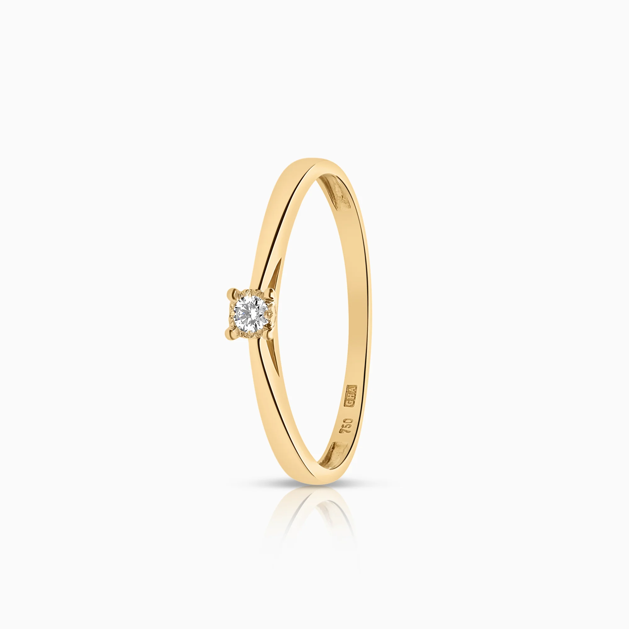 Solitaire ring 0.04ct 18K gold