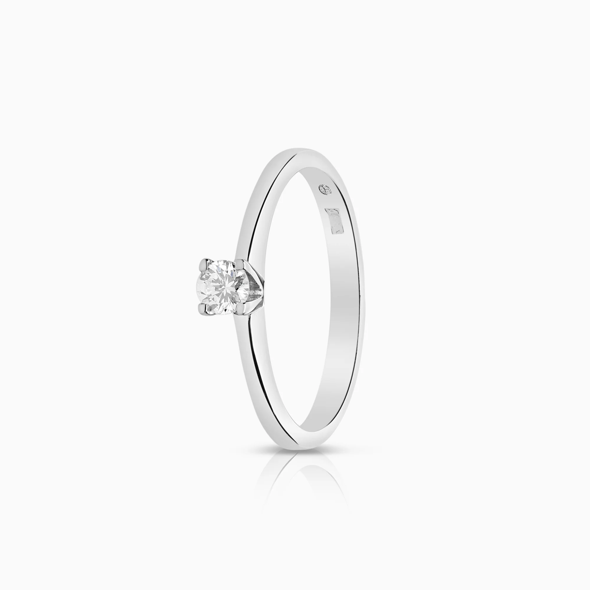 Solitaire ring 0.15ct 18K white gold