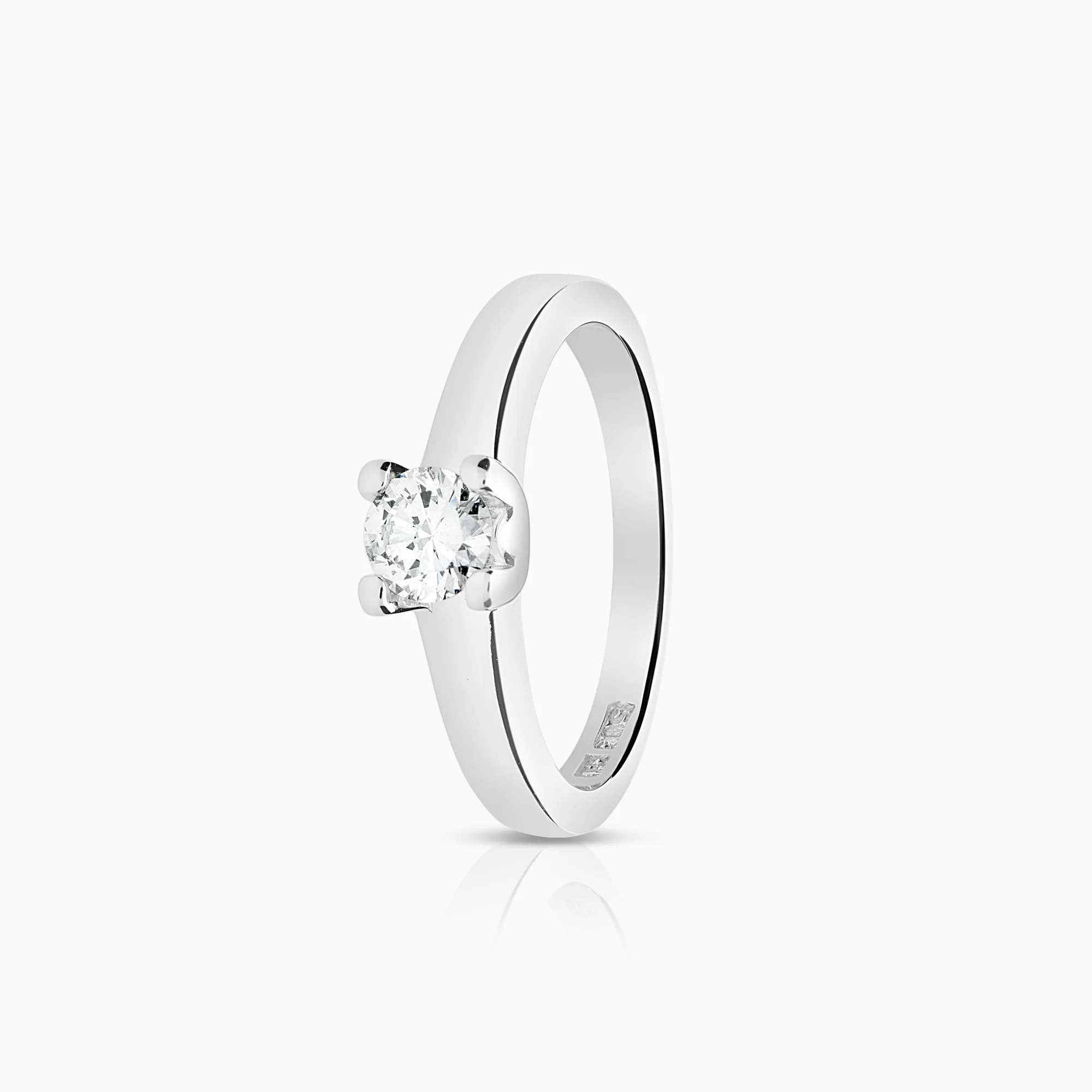Solitaire ring 0.40ct 14K white gold
