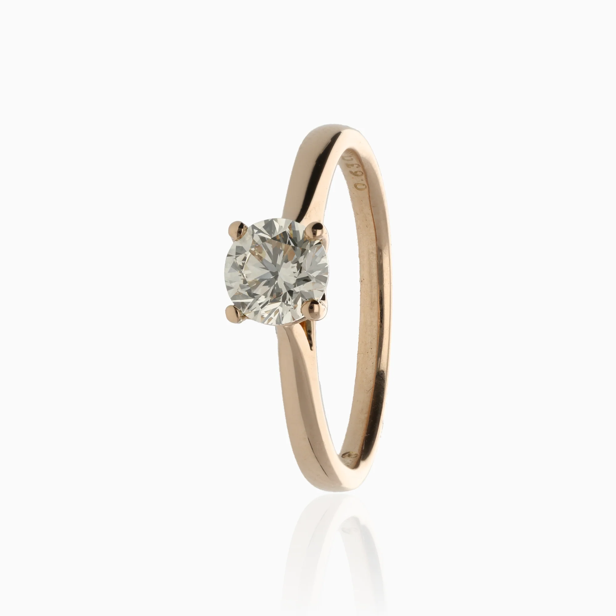Solitaire ring champagne 0.63ct 18K