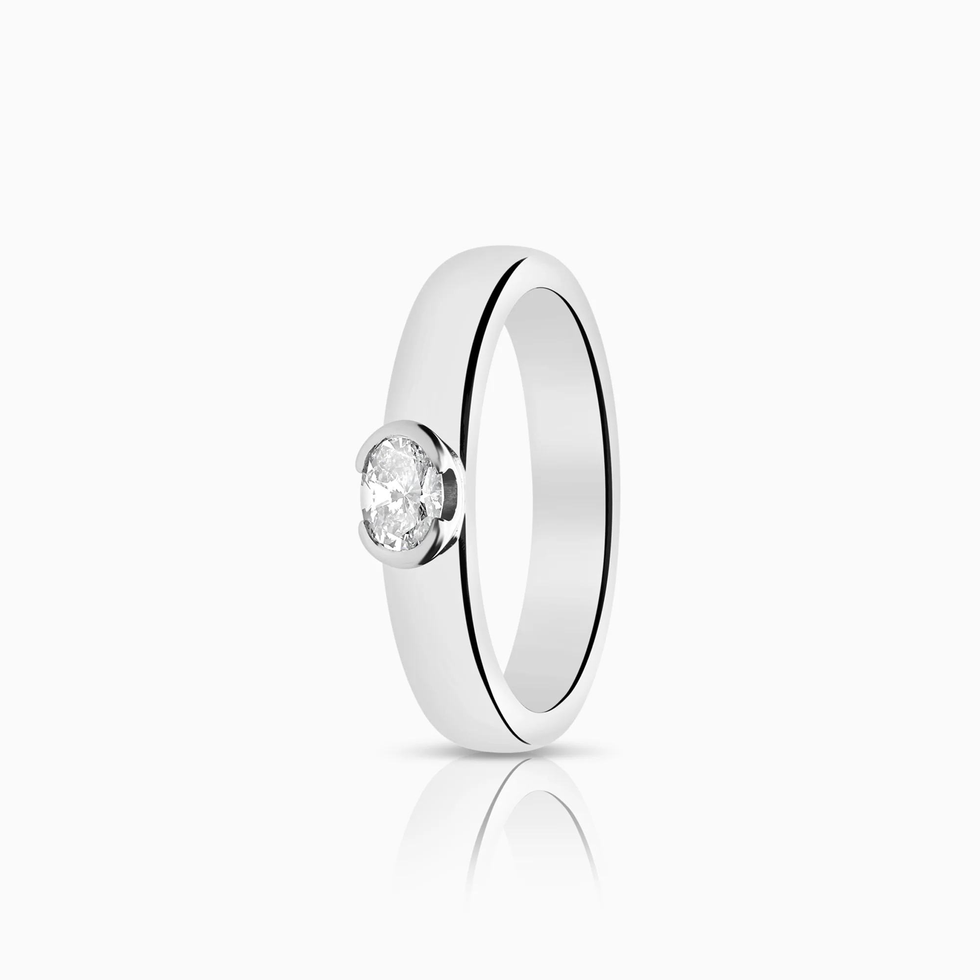 Solitaire ring oval diamond 0.20ct 960 platinum