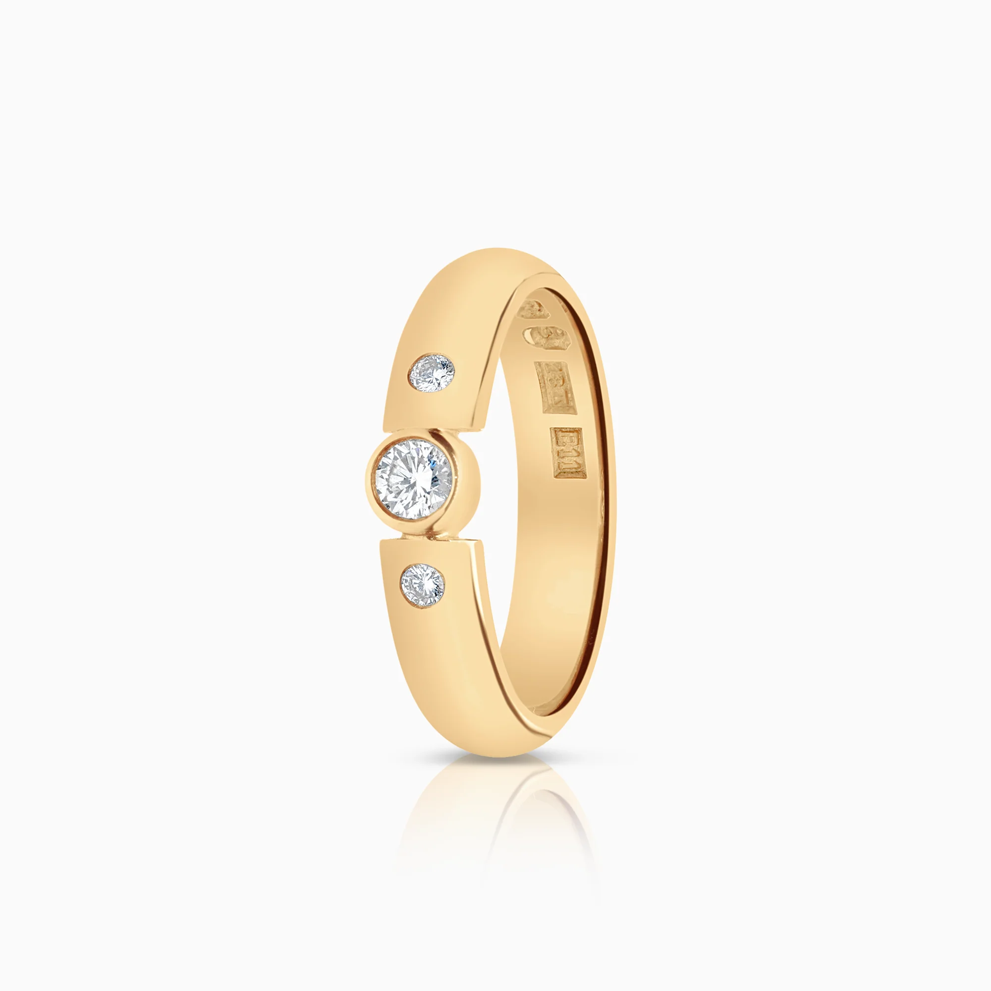 Three-stone ring 0.14ct 18K gold