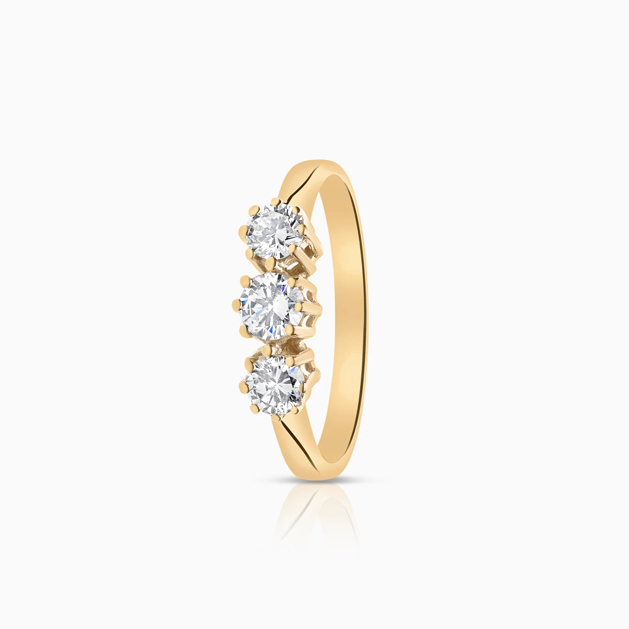 Three-stone ring 0.50ct 18K gold